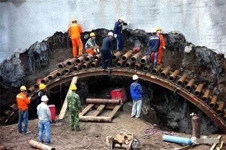 青县隧道钢花管支护案例